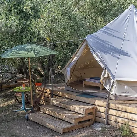 Mini Kamp Perla * Prvić Luka