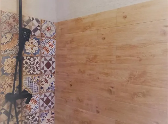 אוהל מפואר Mini Kamp Perla *