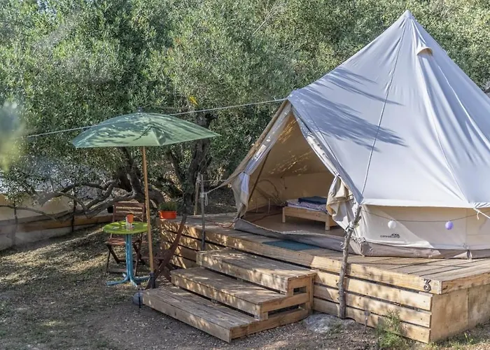 Mini Kamp Perla * פרביץ לוקה